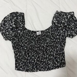 Hollister Black and White Floral Crop Top